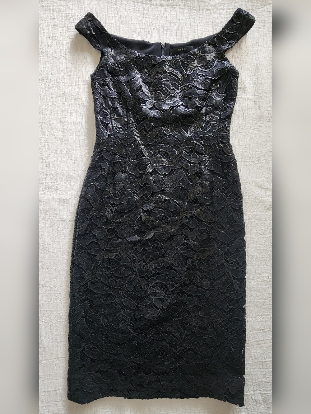 Gucci Metallic Lace Off-The-Shoulder Dress 100% Silk Lining Black Silver